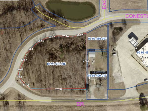 1100 Pin Oak Drive , Carterville, IL 62918