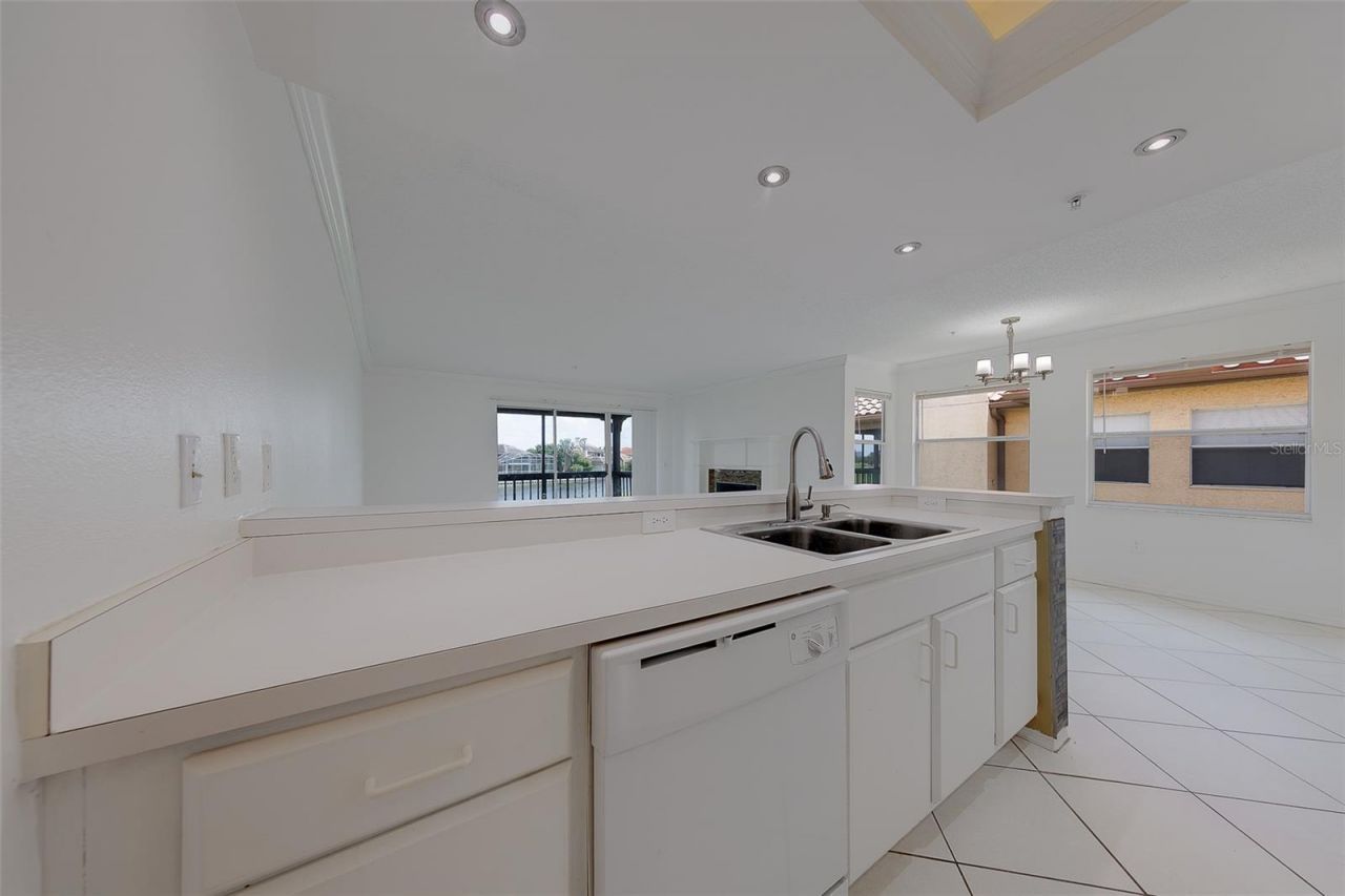 2400 Feather Sound Drive, Unit 928, Clearwater, FL 33762 Photo