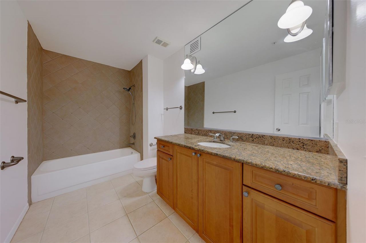 2400 Feather Sound Drive, Unit 928, Clearwater, FL 33762 Photo