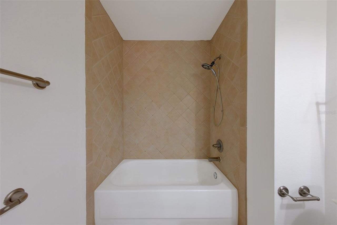 2400 Feather Sound Drive, Unit 928, Clearwater, FL 33762 Photo