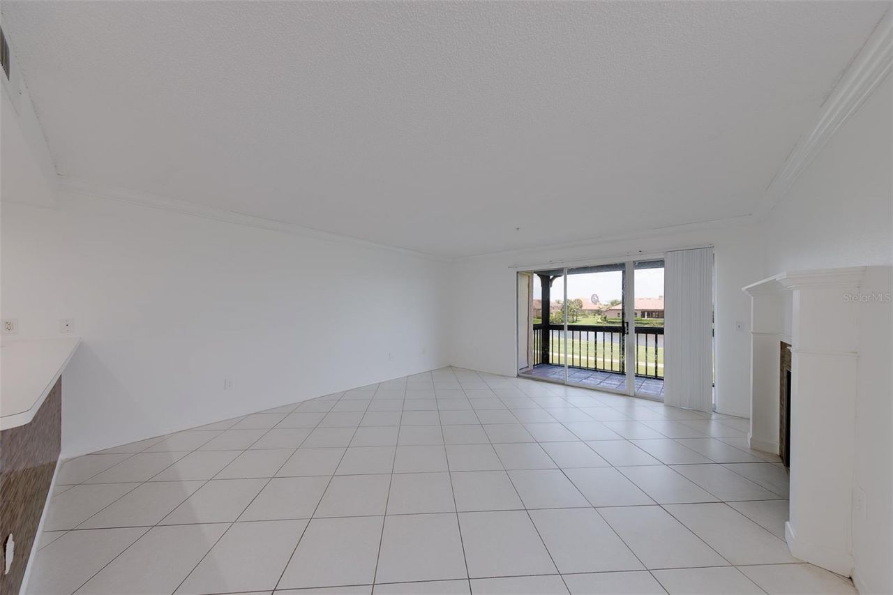 2400 Feather Sound Drive, Unit 928, Clearwater, FL 33762 Photo