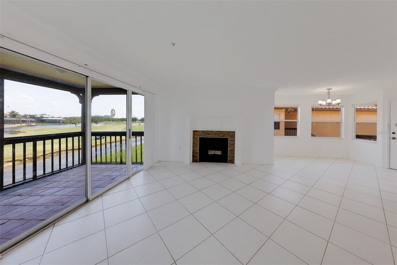2400 Feather Sound Drive, Unit 928, Clearwater, FL 33762 Photo