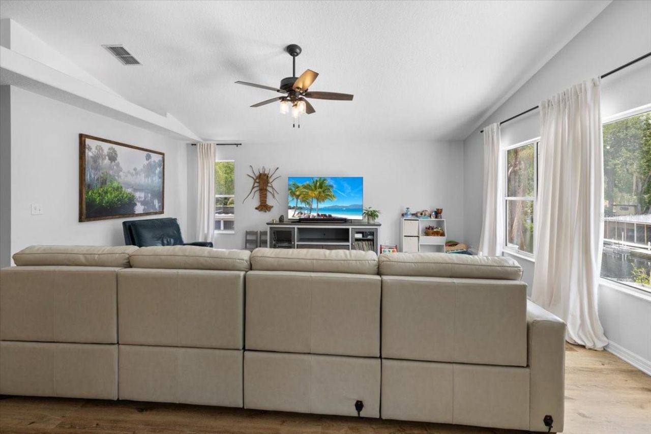 7264 Aberdeen Court, Weeki Wachee, FL 34607 Photo