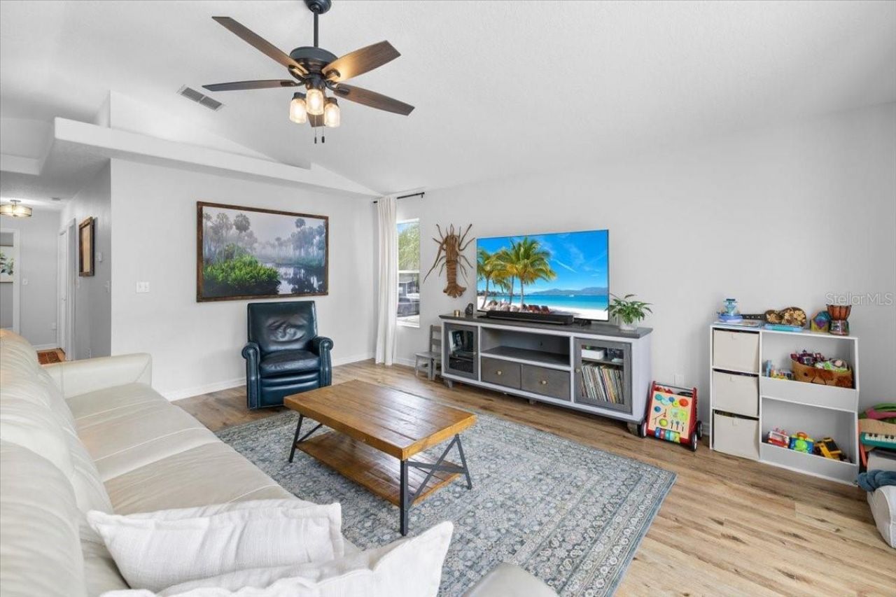 7264 Aberdeen Court, Weeki Wachee, FL 34607 Photo