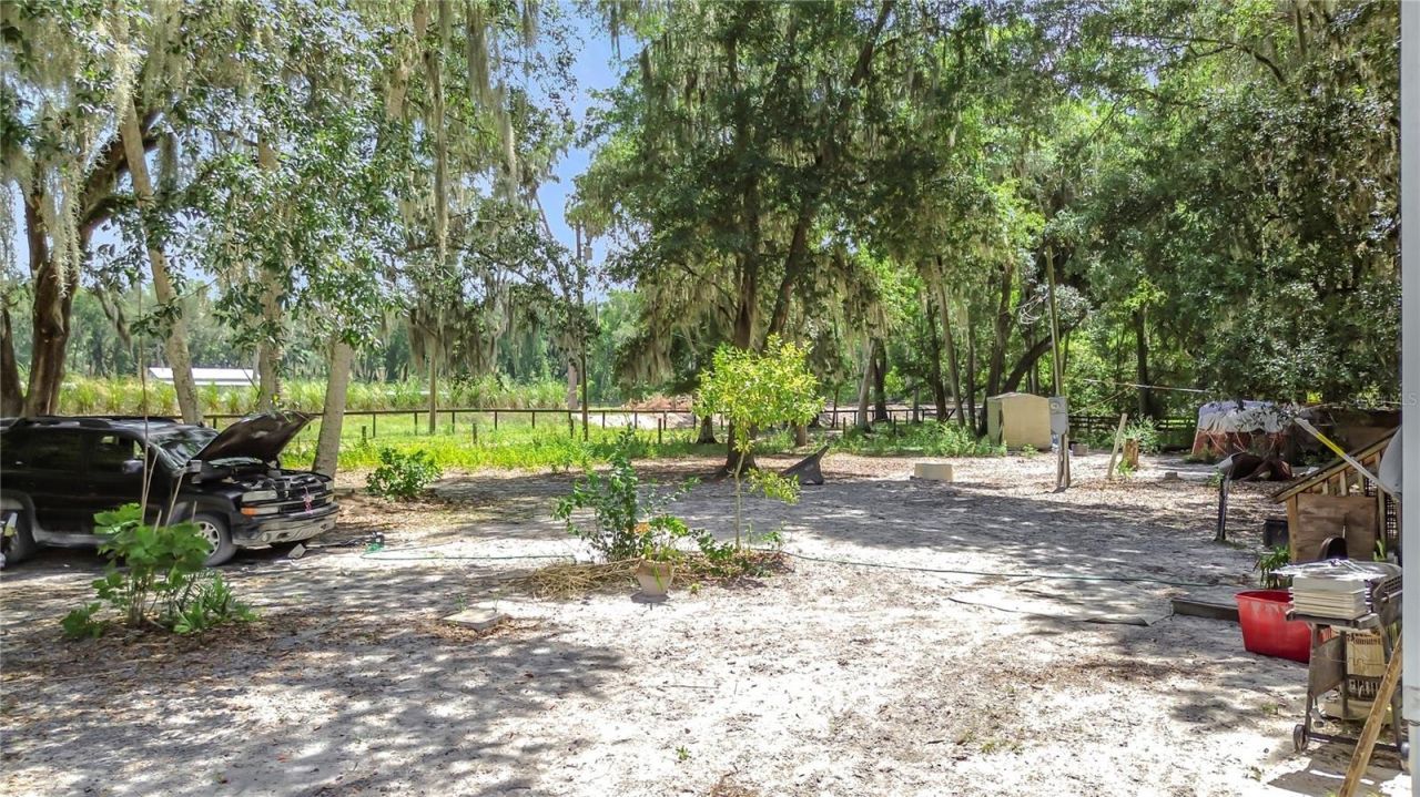 1689 NE 189th Lane, Citra, FL 32113 Photo