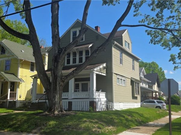 804 Work Drive , Akron, OH 44320