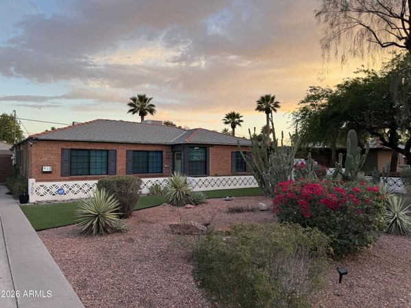 705 W WILSHIRE Drive, Phoenix, AZ 85007