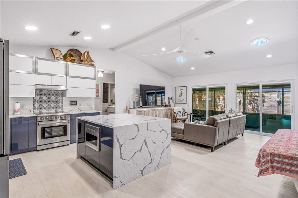 670 Cypress Road, Vero Beach, FL 32963 Photo