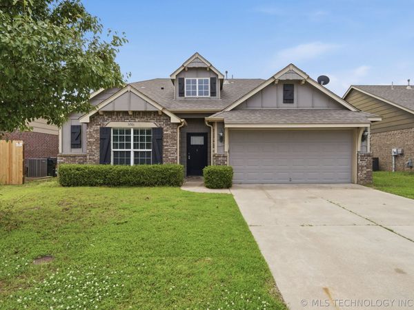 14506 E 111th Place N, Owasso, OK 74055