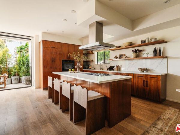 3214 Highland Avenue, Unit 4, Santa Monica, CA 90405
