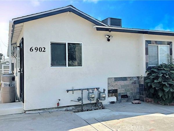 6900 Oso Avenue, Winnetka, CA 91306