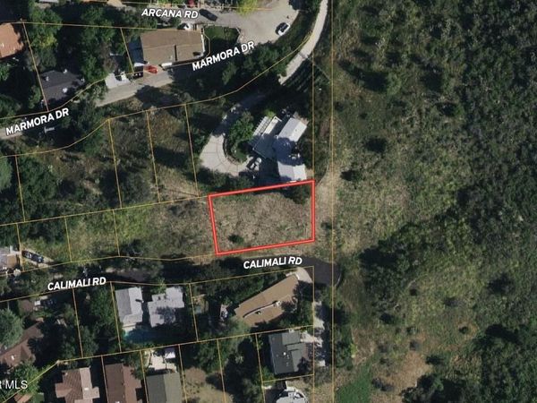 20905 Calimali Road, Woodland Hills, CA 91364
