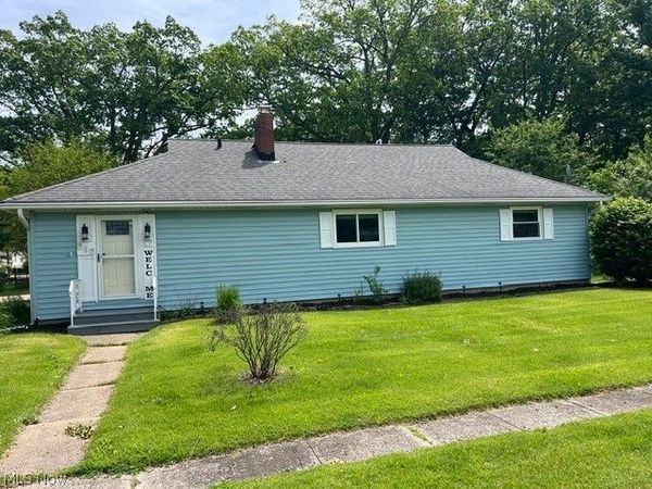 717 Hazelwood Drive, Vermilion, OH 44089