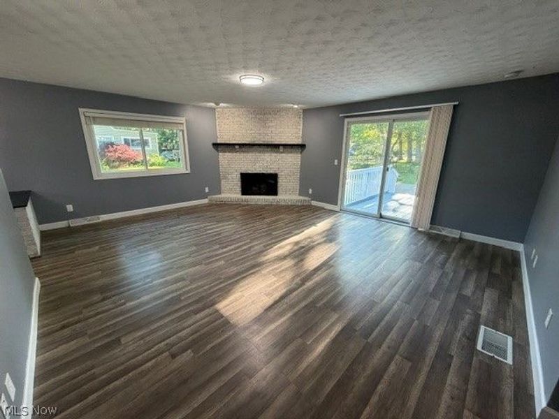 717 Hazelwood Drive, Vermilion, OH 44089 Photo 6