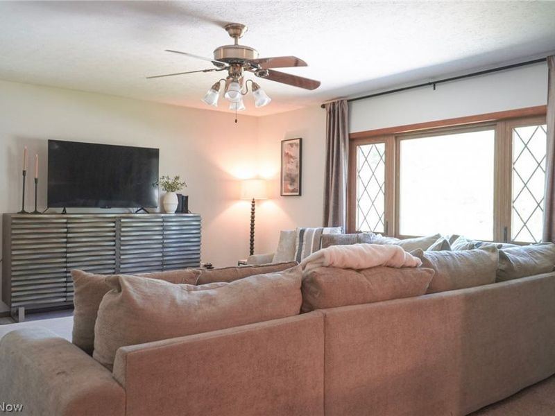 7639 Chillicothe Road, Mentor, OH 44060 Photo 10