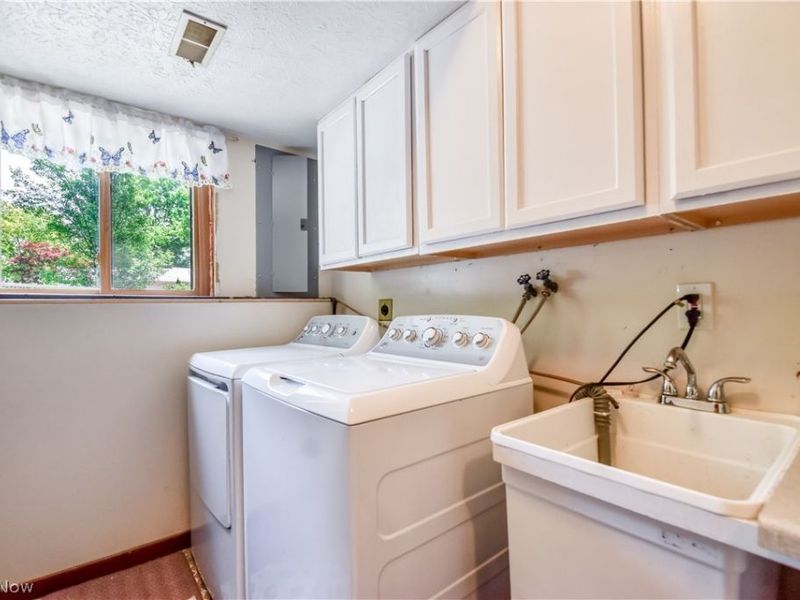 7639 Chillicothe Road, Mentor, OH 44060 Photo 27