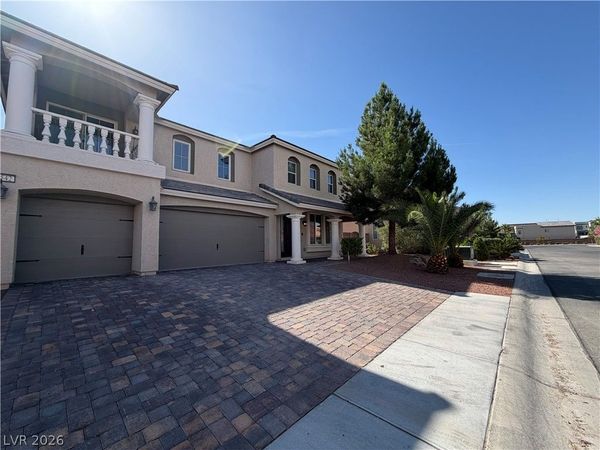 8542 Windsor Run Street , Las Vegas, NV 89139