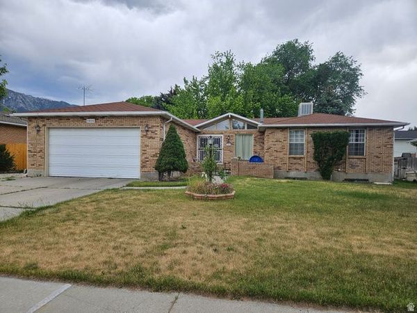 1806 E 9800 S, Sandy, UT 84092