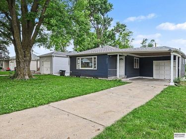 4402 N 53rd Street, Omaha, NE 68104