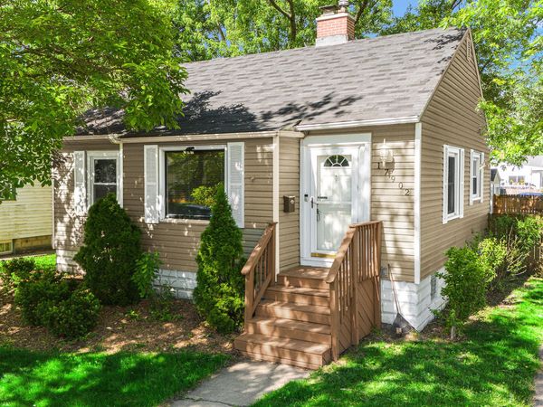 17902 Community Street , Lansing, IL 60438