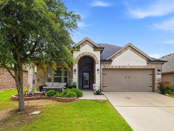 2417 Michelle Creek Drive, Little Elm, TX 75068
