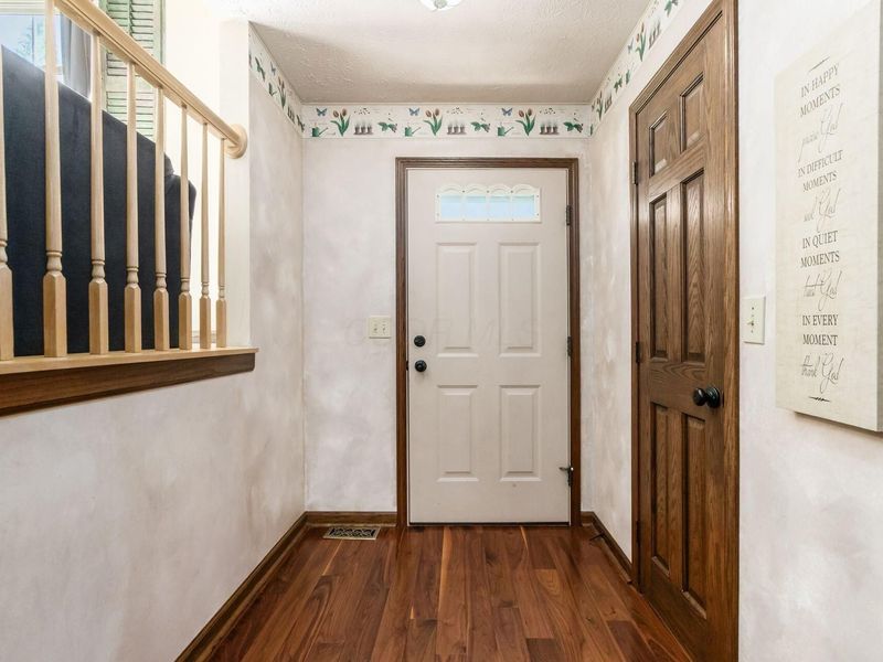 1401 Village Drive , Marysville, OH 43040 Photo 5