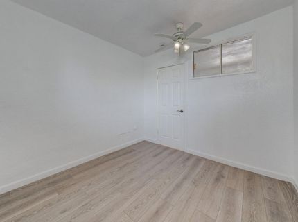 2190 Meadowglen Ave, Sacramento, CA 95832 Photo