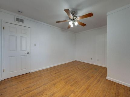 2190 Meadowglen Ave, Sacramento, CA 95832 Photo