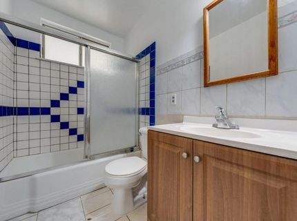2190 Meadowglen Ave, Sacramento, CA 95832 Photo