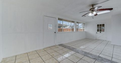 2190 Meadowglen Ave, Sacramento, CA 95832 Photo