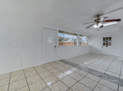 2190 Meadowglen Ave, Sacramento, CA 95832 Photo