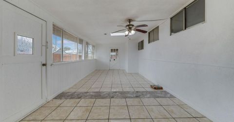 2190 Meadowglen Ave, Sacramento, CA 95832 Photo