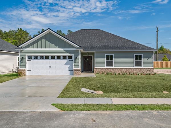 10 Divine Loop , Crawfordville, FL 32327