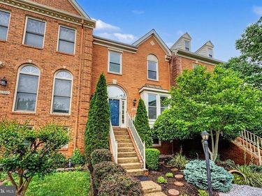 46522 LYNNHAVEN SQUARE, STERLING, VA 20165