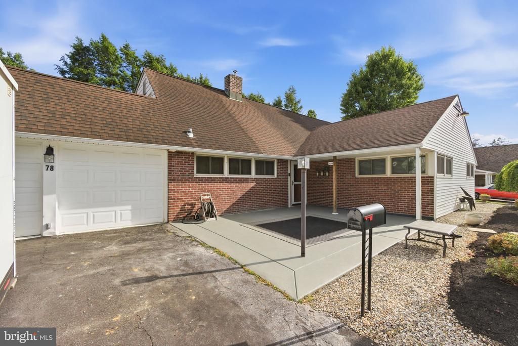 78 FORSYTHIA DRIVE N, LEVITTOWN, PA 19056