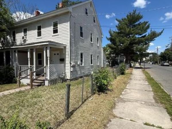 300 W FOUNDRY STREET, MILLVILLE, NJ 08332