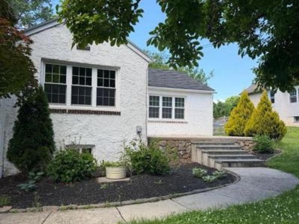 121 MACDADE ROAD , PHOENIXVILLE, PA 19460