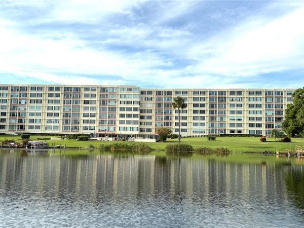700 MIRROR TERRACE NW, Unit 507, WINTER HAVEN, FL 33880