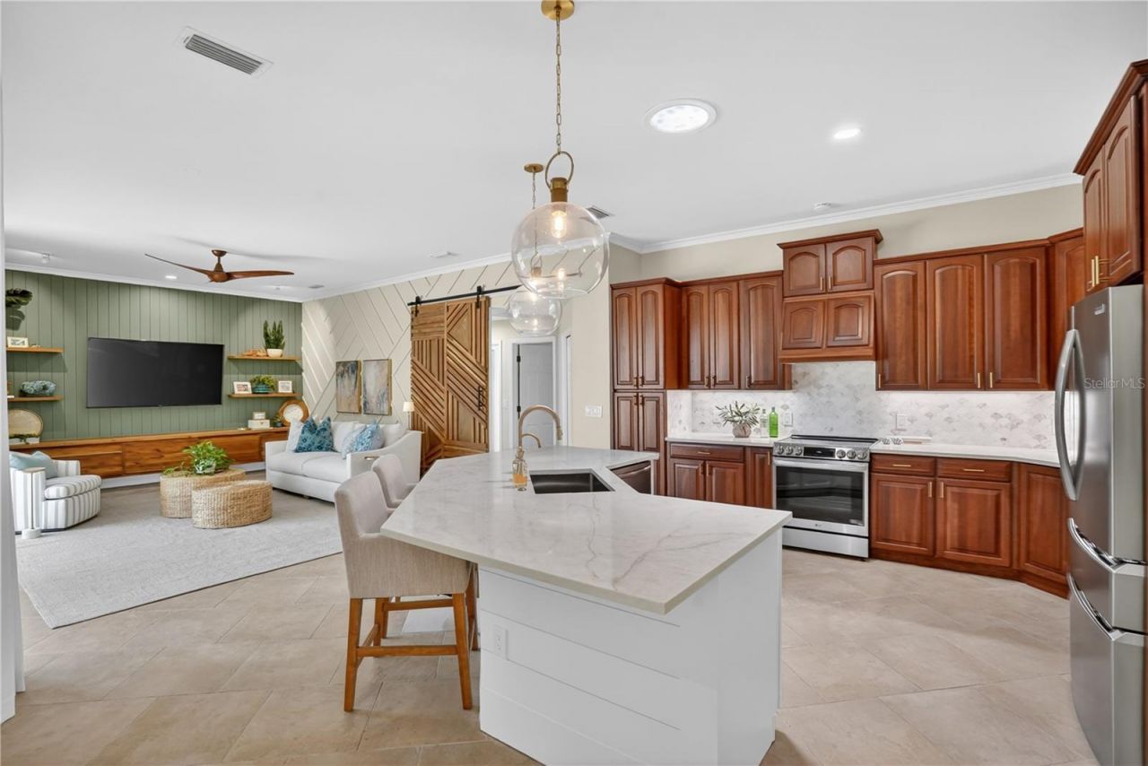 3301 Lakeside Circle, Parrish, FL 34219 Photo
