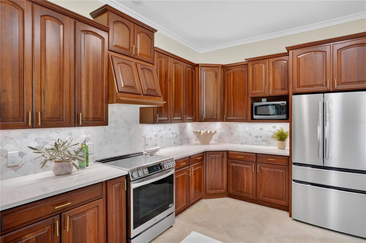 3301 Lakeside Circle, Parrish, FL 34219 Photo