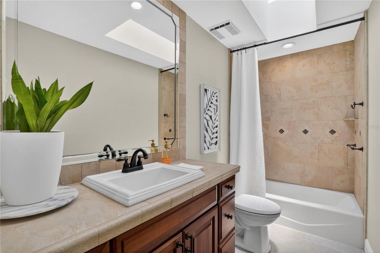 3301 Lakeside Circle, Parrish, FL 34219 Photo