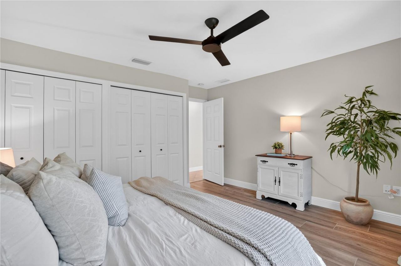 3301 Lakeside Circle, Parrish, FL 34219 Photo