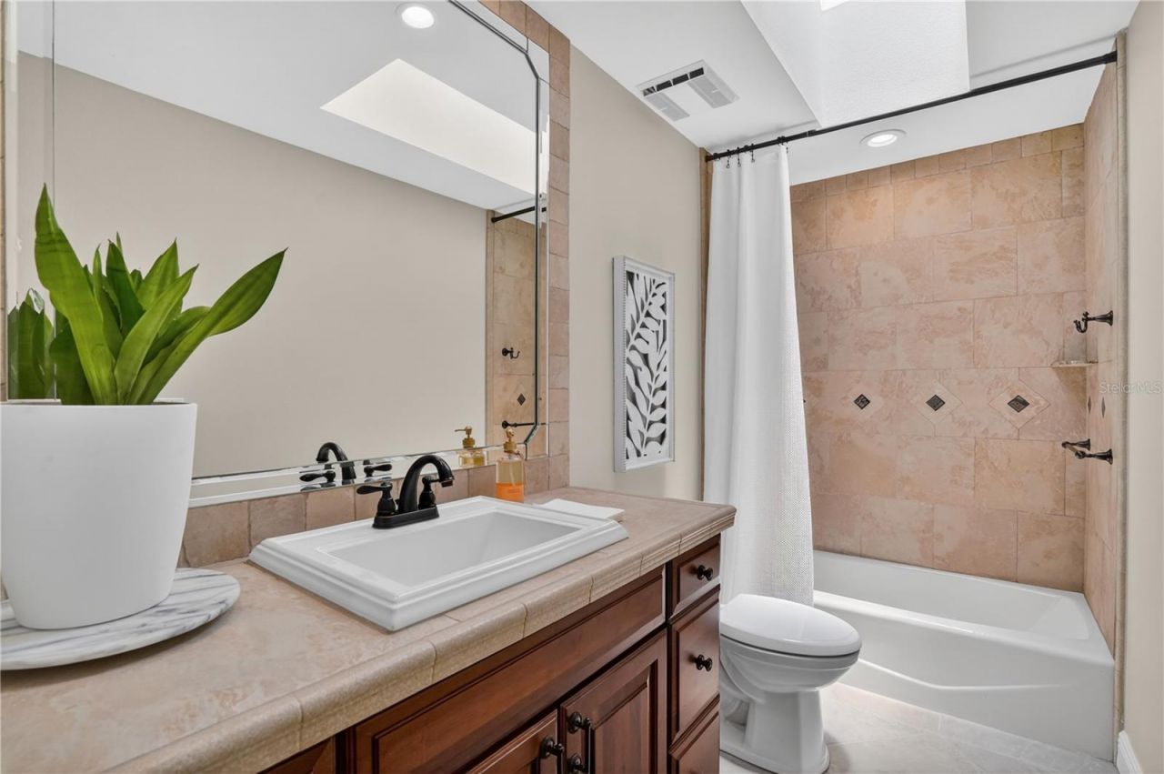 3301 Lakeside Circle, Parrish, FL 34219 Photo