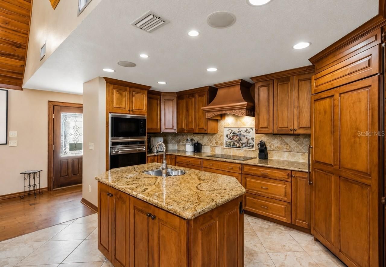1944 Levine Lane, Clearwater, FL 33760 Photo