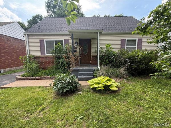 3719 Gordon Avenue , St John, MO 63114