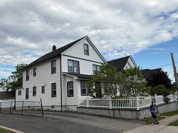 168 Jefferson Avenue , Roslyn Heights, NY 11577