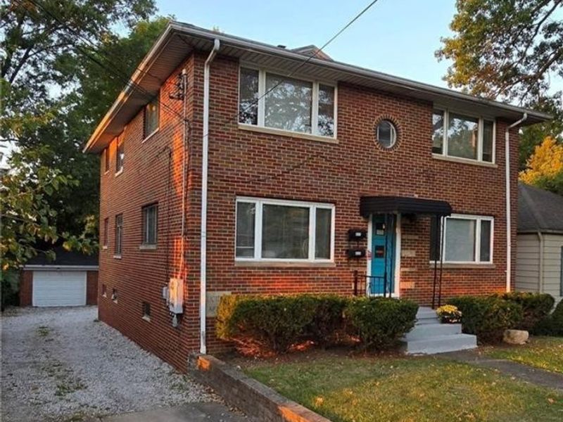 617 E Robinson Avenue, Barberton, OH 44203 Photo 2