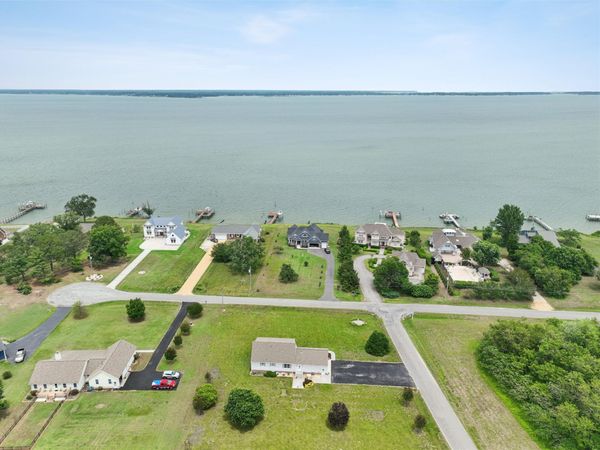 481 Jackson Drive , Deltaville, VA 23043