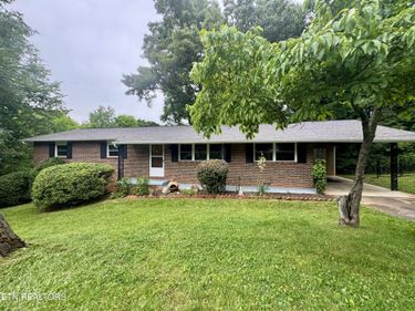 10801 Highcliff Drive, Knoxville, TN 37934
