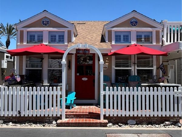 39 El Paseo, Newport Beach, CA 92663